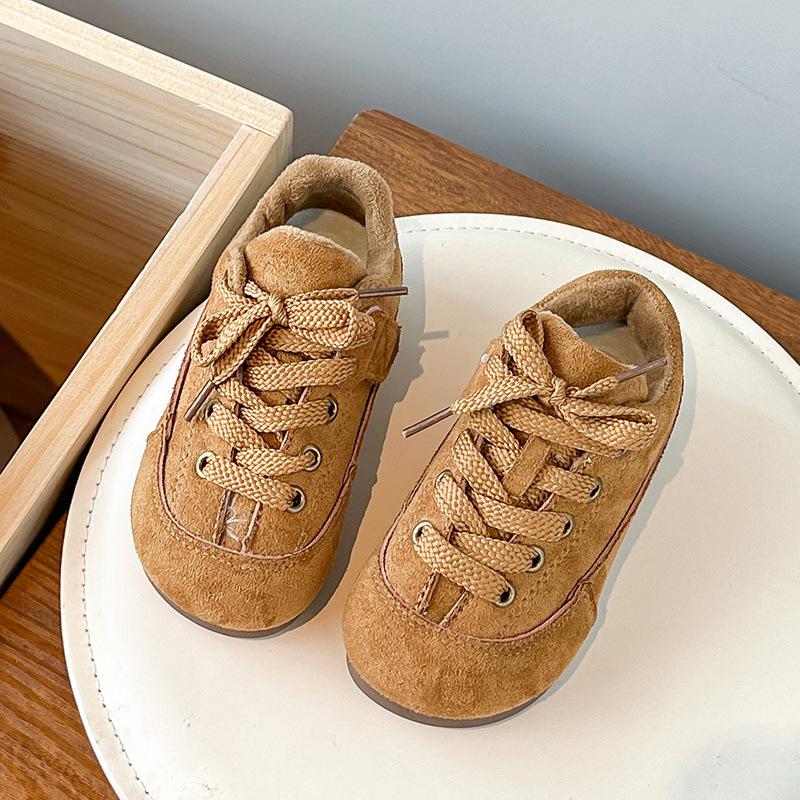 2025 Herbst/Winter Niedliche Koreanische Style Kinder Brotschuhe - Weiche, Bequeme, Haftende Baumwolle Freizeitschuhe für Jungen und Mädchen.