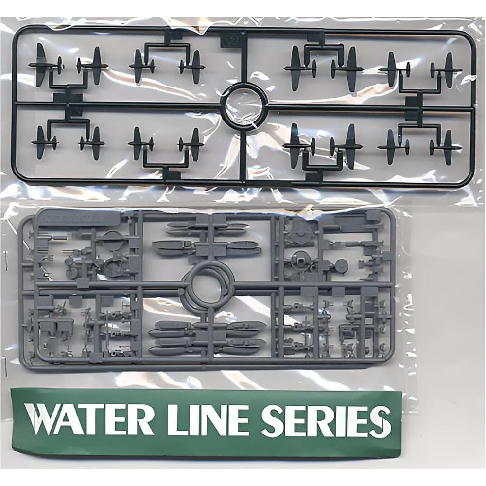 Tamiya 1/700 Waterline Series No.214 IJN Aircraft Carrier Zuikaku Plastic Model 31214
