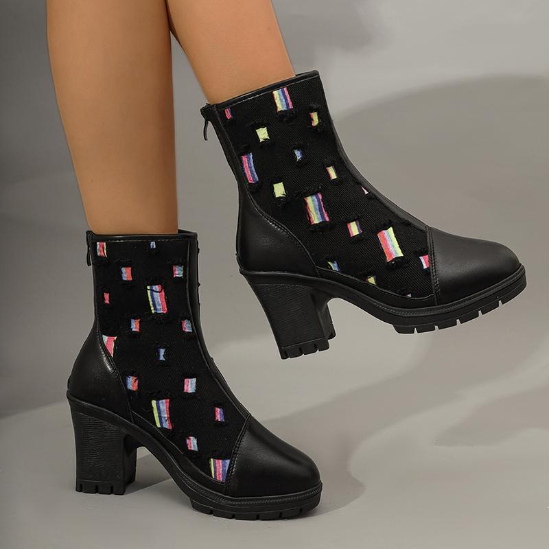модные женские ботильоны на толстом каблуке в стиле пэчворк — фото 5