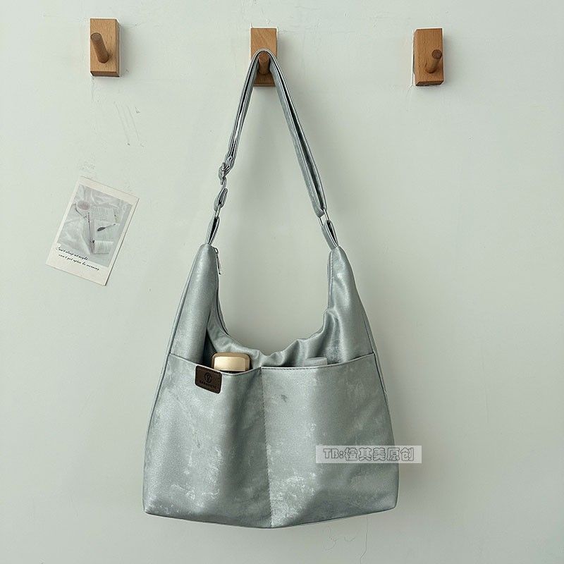 

Fall Soft Leather Bag Women s Large-Capacity One-Shoulder Crossbody Bag College Student Class Schoolbag Work Clothing Loose Shoulder Bag Soft leather Gray