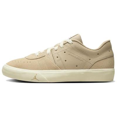 Air 1 Low SE Light British Tan Wit Herenschoenen DN1857-200