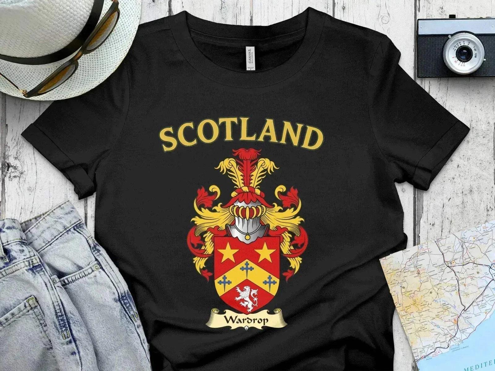 Wardrop Scotland Family Crest Lineage Scottish Wardrop T-Shirt 3XL