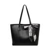 Winter bag commuter tote bag women's 2025 new texture Maillard shoulder bag large capacity popular handbag