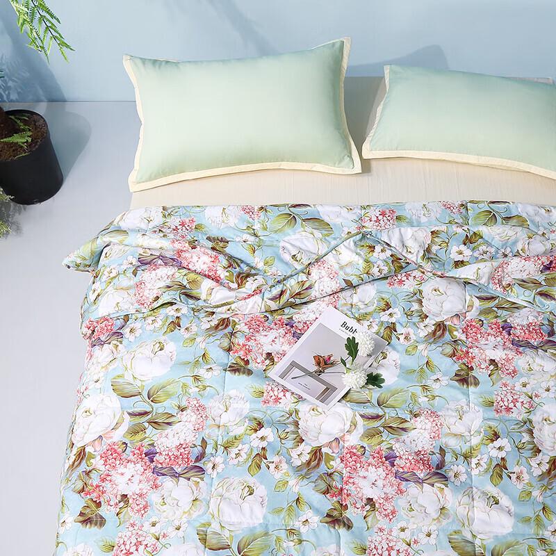 FUANNA Seven-Hole Antibacterial Summer Cooling Quilt