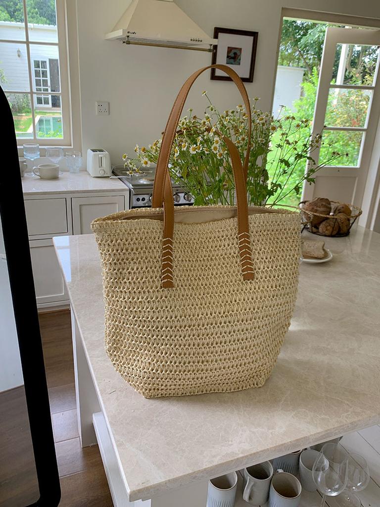 Korean Commuter Large Capacity Straw Woven Shoulder Bag Female Simple Summer Beach Vacation Handmade Basket Bag Travel Tote Bag