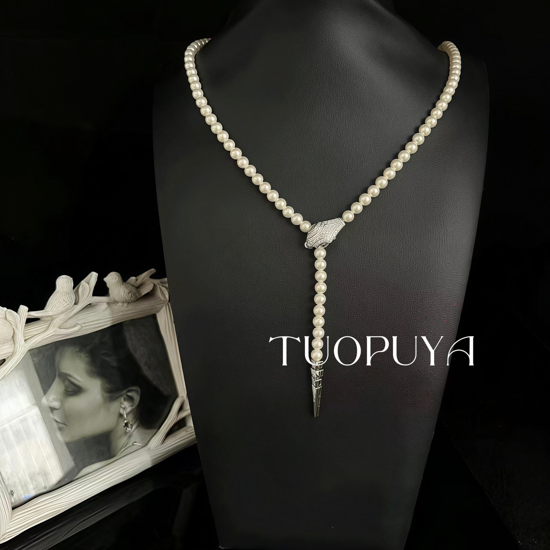 European & American Style Handmade Pearl Tassel Clavicle Necklace with Niche Design
