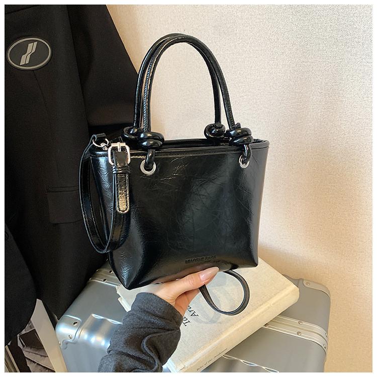 Ielgy Simple Fashion Portable Bucket Bag Retro Commuter Vegetable Basket Shoulder Messenger Bag
