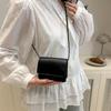Neue exquisite einfarbige kleine quadratische Tasche, beliebt für Frühling und Sommer, einfache, lässige, vielseitige Schulter-Umhängetasche, Damentasche