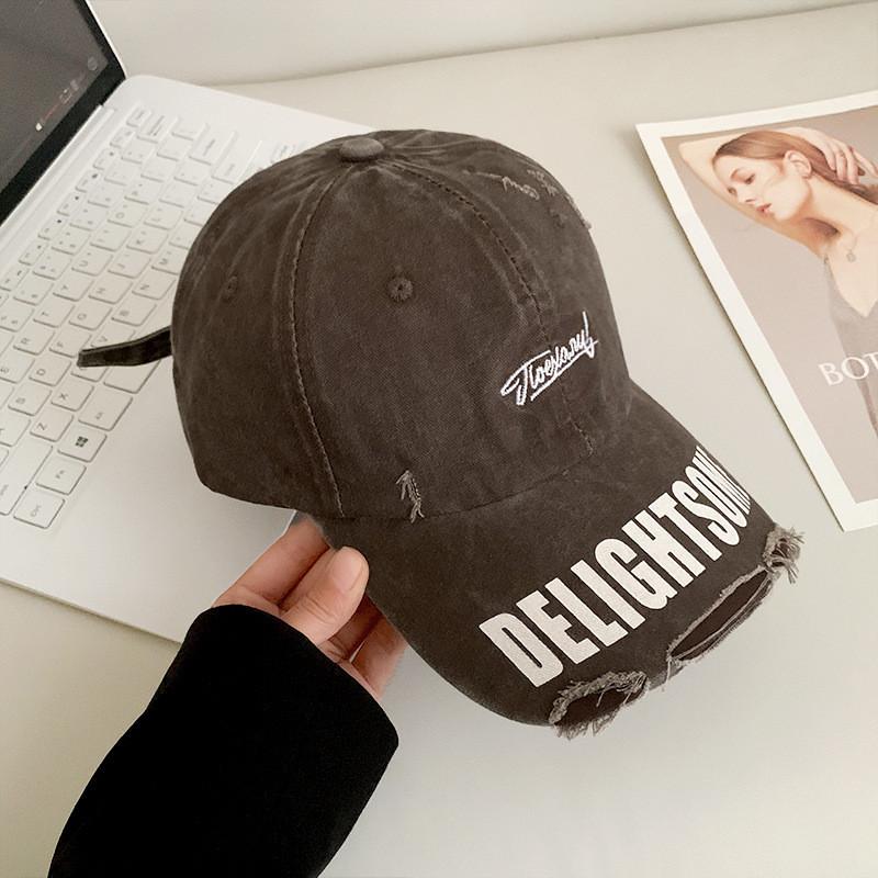 Black Wide Chic Brim Baseball Cap For Women With Distressed Versatile Style