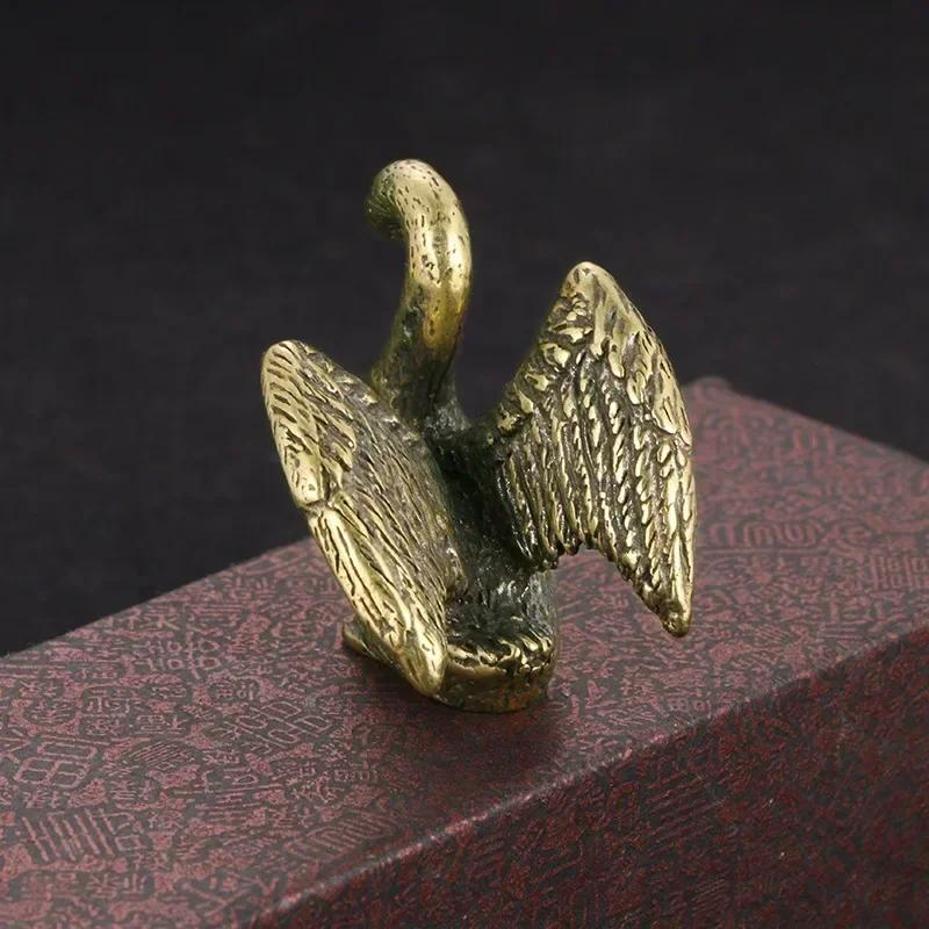 Creative Small Home Decor Solid Brass Swan Small Statue Vintage Antique Animal Figurines Office Desktop Ornament Tea Crafts