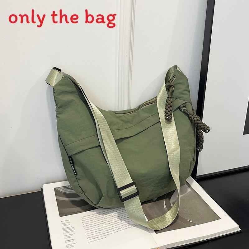 Tägliche Nylon-Reißverschluss-Wasserflasche mit Tasche für urbane Frauen