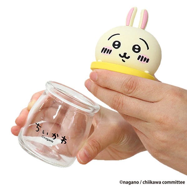Toman Toys Chiikawa Candy Bottle Rabbit [Candy Candy].Cute Candy Bottle with a Design That Looks Li Cute Candy Bottle with a Design That Looks Like It