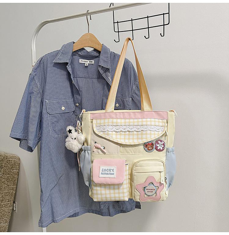 Schoolbag New High-value Japanese Ins Fresh and Sweet Plaid Girl Make-up Bag Light Shopping Large-capacity Messenger Bag