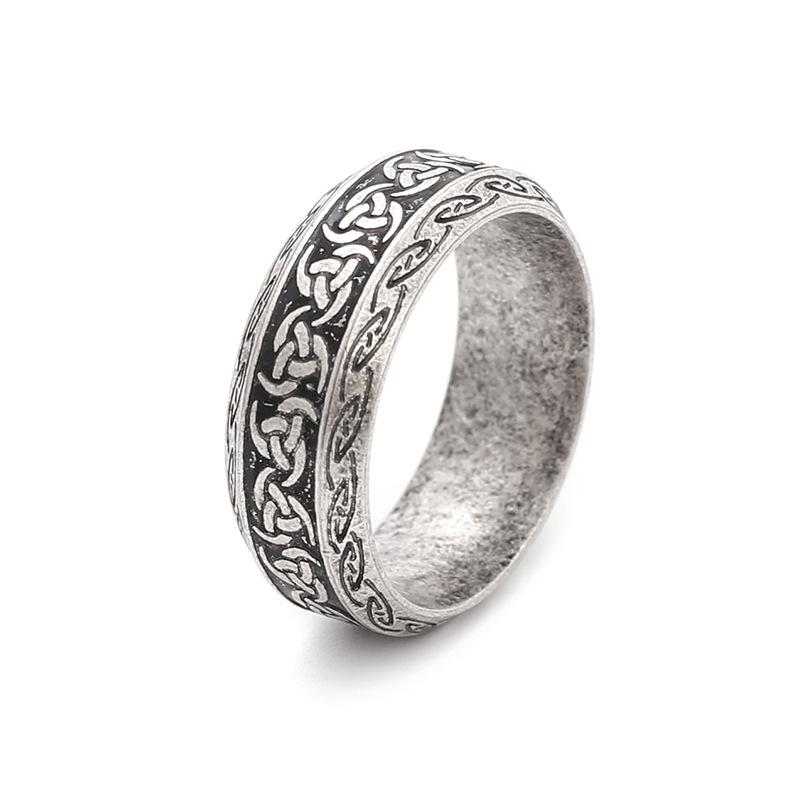 Nordic Retro Viking Men's Titanium Steel Ring - Stylish European Fashion Accessory