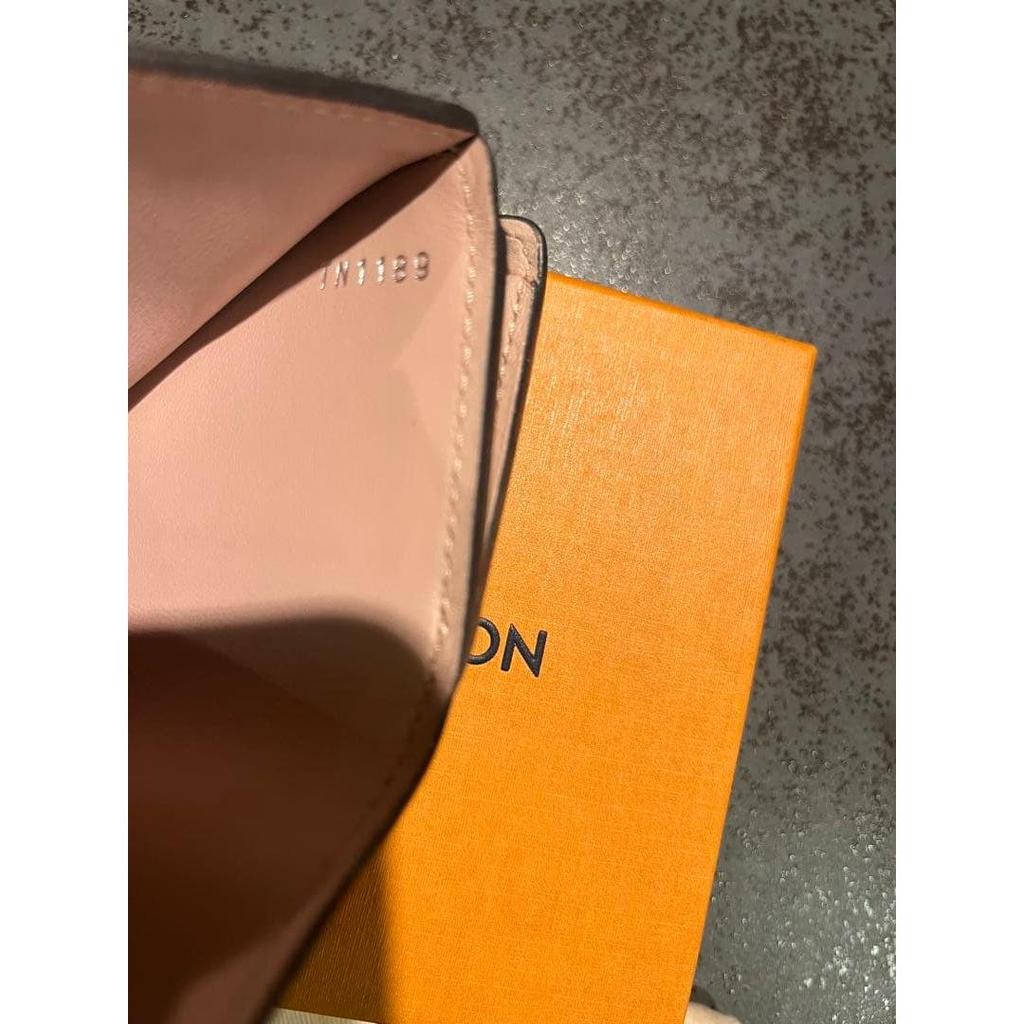 Used Louis Vuitton Portefeuil Iris XS Mahina Magnolia