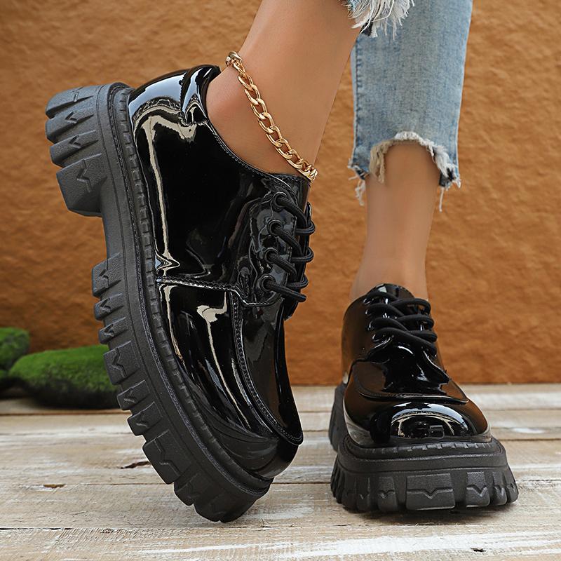 Módní černé lakované kožené platformové mokasíny dámské 2025 podzim silná podrážka PU kožené boty dámské plus size šněrovací studentské boty 42