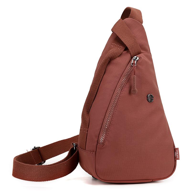 Multifunctional simple fashion breast bag women's light commuting versatile handbag niche shoulder messenger bag