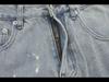 Trendy Herrenhose aus gewaschenem Denim mit geradem Bein und Kontrastnähten im Punk-Stil mit Tintenspritzern und Katzenschnurrhaar-Details