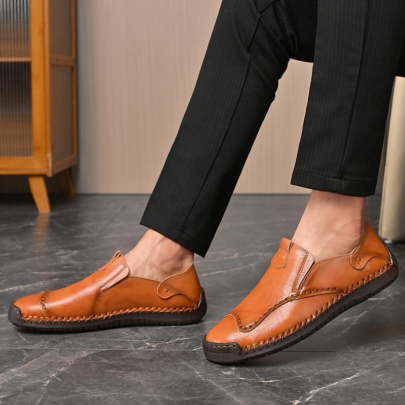 Leisure Flat Shoes Men Ultra-light Classic Driving Shoes Comfortable Soft Leather Shoes Men's Casual Shoes