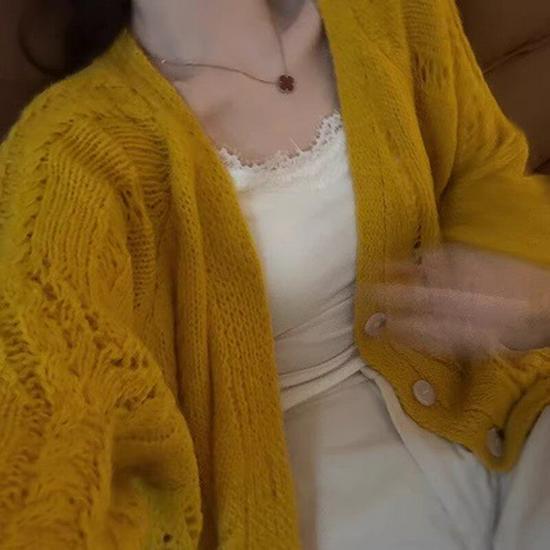 Sweet Temperament V-neck Knit Cardigan - Women's Korean Style Slimming Camisole Cover-up for Spring and Autumn