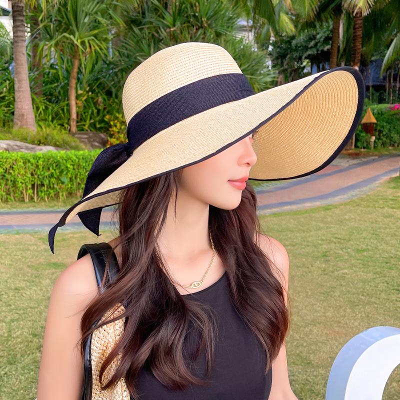 Women's Foldable Extra-Large Brim Straw Sun Hat