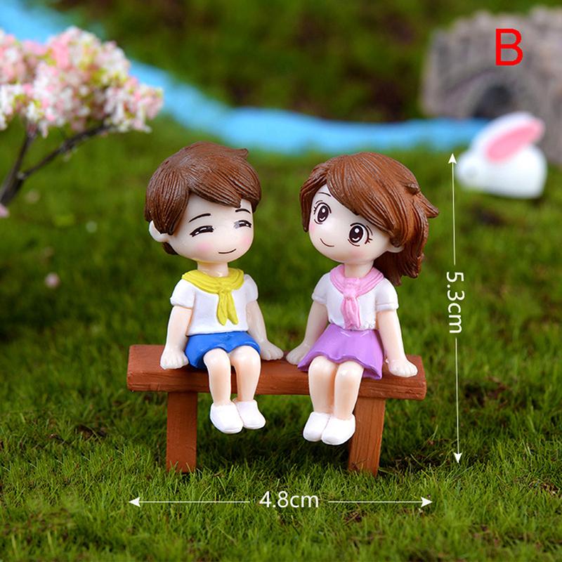 1Sada Sweet Couple Diy Miniaturní figurka Garden Deco Seat Micro Landscape