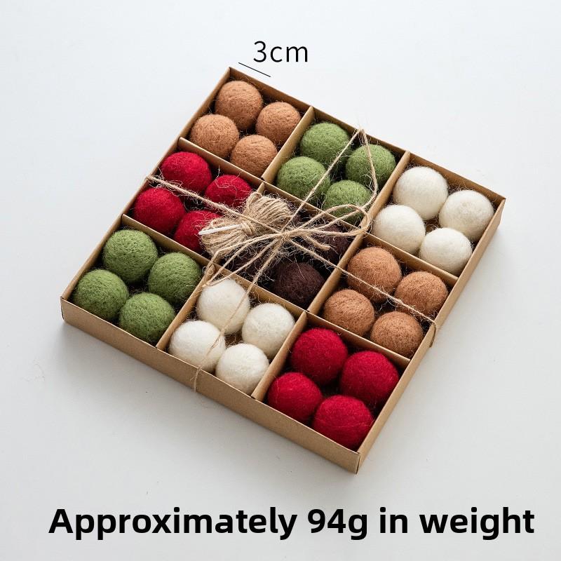 New Arrival Fashion Glass Christmas Ornaments Santa Snowman Pendant for Xmas Tree Deco Perfect Christmas Gift