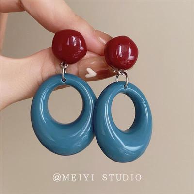 2025 New French Retro Red & Blue Geometric Acrylic Stud Earrings - Hong Kong Style, High-End Trendy Design
