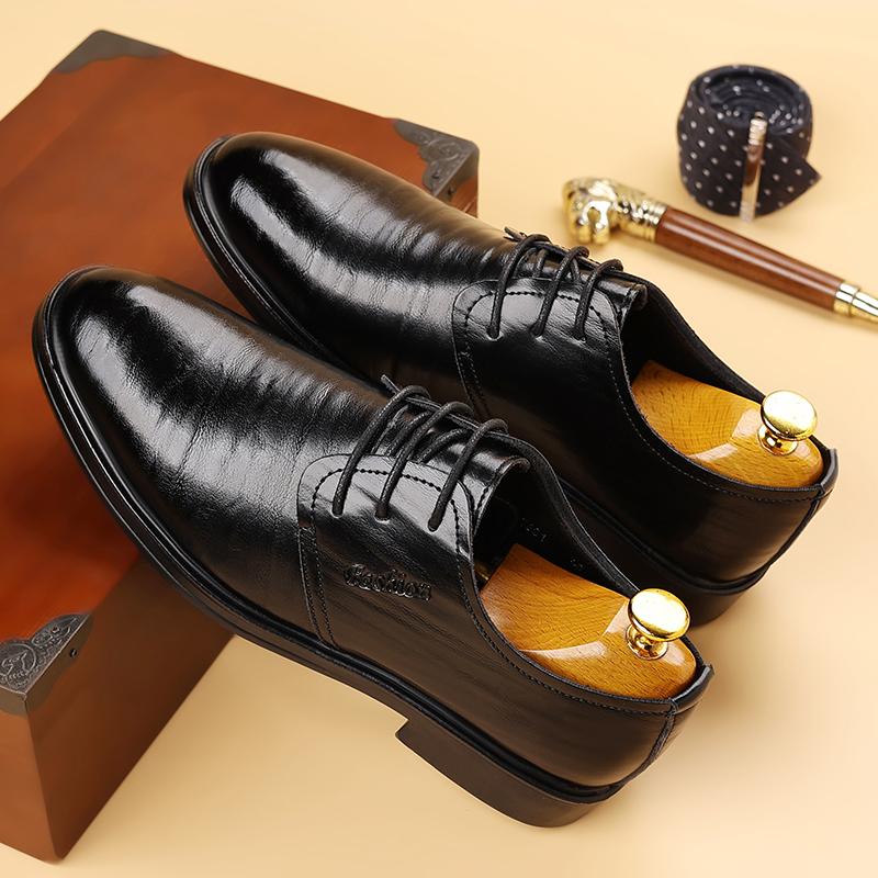 Spring 2024 New Men's Low Top Business Professional Leather Shoes Pointed Toe British Style Casual Elegant Rubber Sole