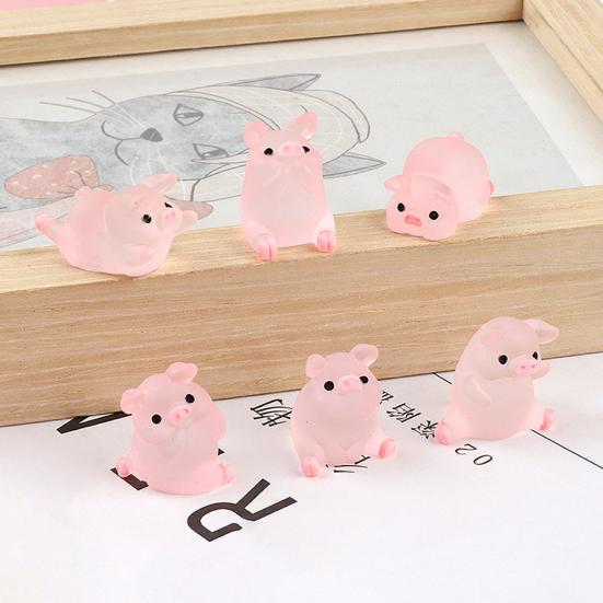 12ks barevné svítící figurky prasat Miniaturní kreslené prase Pryskyřičné ozdoby svítící ve tmě Roztomilé pryskyřičné řemeslo Socha zvířete DIY Mikrokrajinka