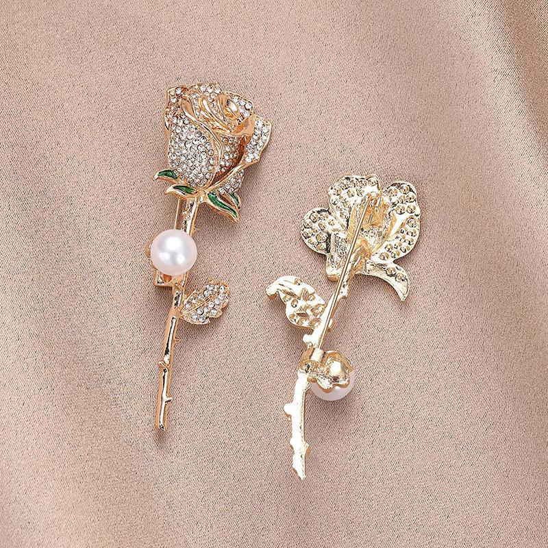 Elegant Gold Color Rose Flower Brooches For Women Alloy  Bouquet Brooch Wedding Coat Dress Decoration Gifts