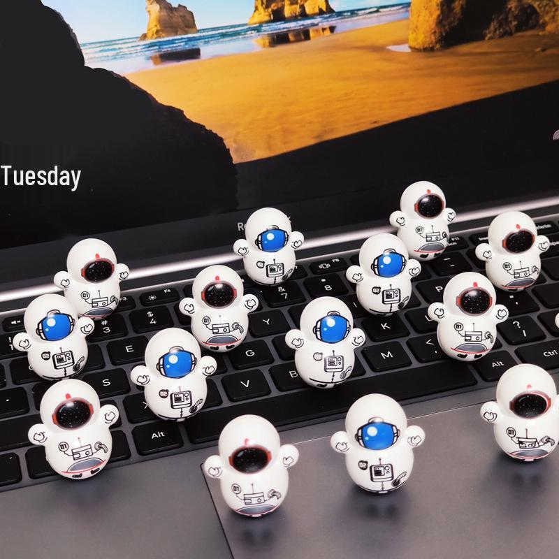 

Игрушка-антистресс «Мультяшный астронавт» – Маленькое милое настольное украшение для детей 20 Astronaut Weebles