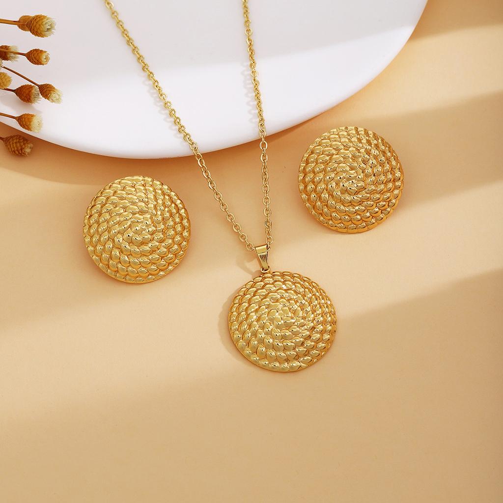 Peach Heart Spiral Leaf Irregular Earrings Necklace, Light Luxury High-End Metal Style Fashion Temperament Suit