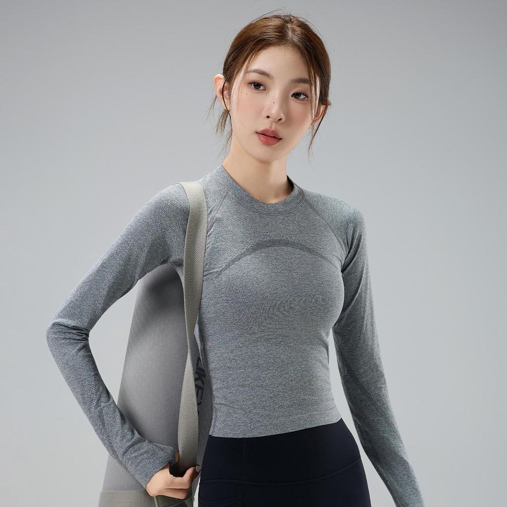 Haut de Pilates Manches Longues Coupe Ajustée pour Femme, Séchage Rapide, Respirant, Haute Élasticité, Idéal pour la Course à Pied et le Fitness