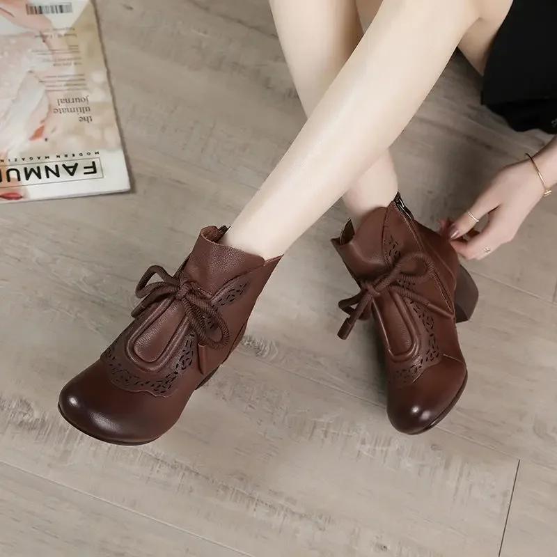 2025 Herbst Damenstiefel Lederpumps für Damen Stiefeletten mit mittlerem Absatz Reißverschluss Europäische Damenschuhe PU-Absatzstiefel Retro-Damenschuhe