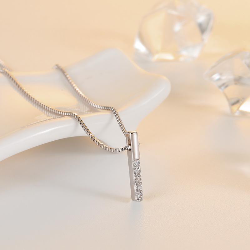 Minimalist Sparkling Diamond Clavicle Necklace - Trendy Gift for Her