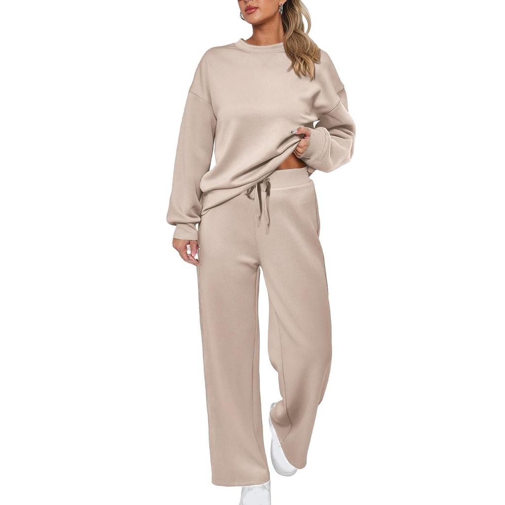 European-Americana Knit Women's Two-Piece: Long-Sleeve Top & Wide-Leg Pocketed Sweatpants