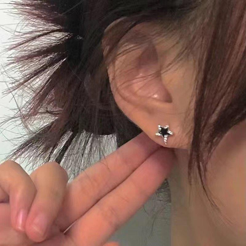 Black Pentagram Star Stud Earrings Light Luxury High-end Temperament Earrings Earrings Ear Jewelry Women
