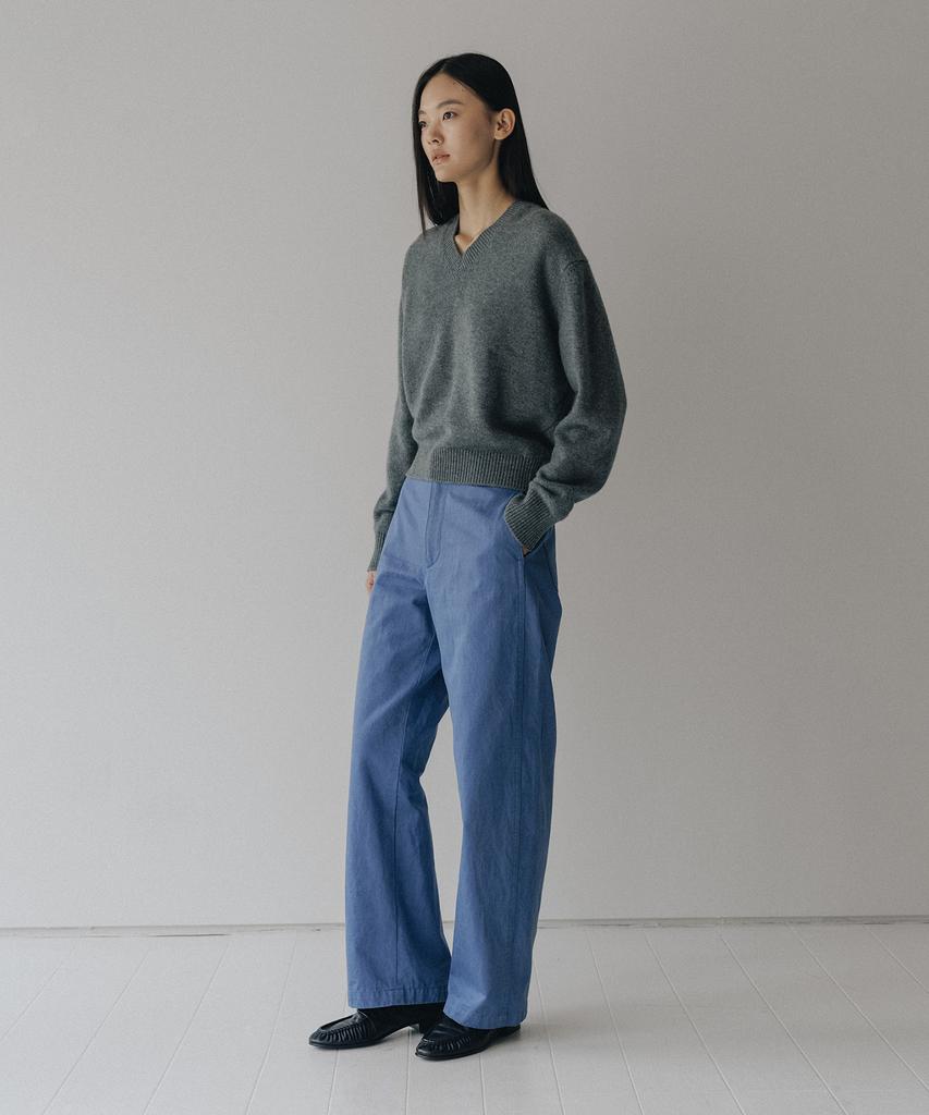 Beullaengkeulumumeon V-Neck Knit_Melange Gray