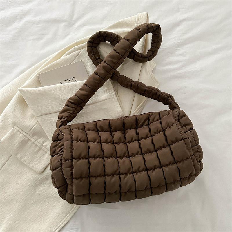 Fashionable Casual Crossbody Small Bag 2023 Winter New Simple Stylish Underarm Bag Street Trend Oxford Cloth Tote Bag коричневый