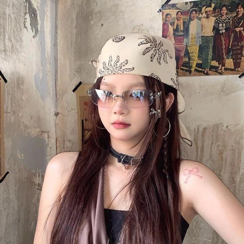 Fashion Y2K Retro Leopard Print Hair Scarf Spicy Girl Punk Hip Hop Headscarf Hair Accessories Streetwear Small Square Scarf