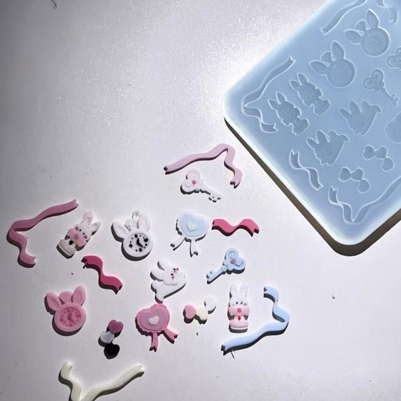 Reusable Silicone Mold Epoxy Resin Moulds DIY Jewelry Finding Moulds Pendant Mold for Necklace Earring Jewelry Making