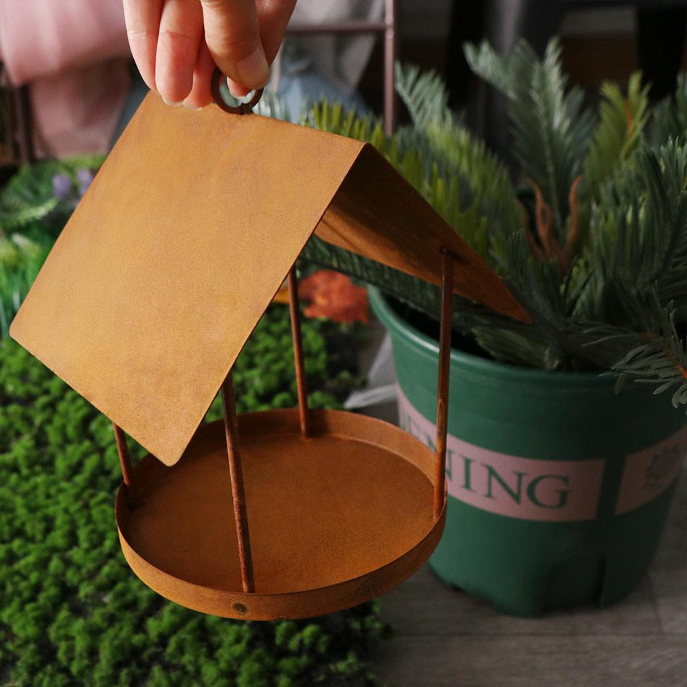 Hut Shape Bird Feeding Station Iron Bird Food Container Durable Hummingbird Feeder Yard