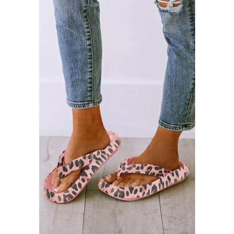 Tongs pour femmes pour l'extérieur, Nouveau style d'été, Bout à clip, Semelle épaisse, Imprimé léopard, Pantoufles d'extérieur cool pour femmes