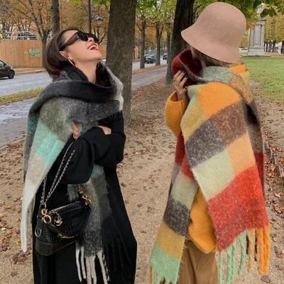 Herbst Winter Regenbogenfarben Boho Plaid Quaste Grobstrickschal - Weiches Imitat-Mohair, Auffällige Quastendetails, Dickes und Plüschiges Design