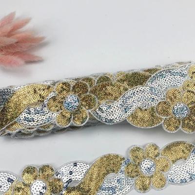 Aparatos de costura y tejido – Encajes