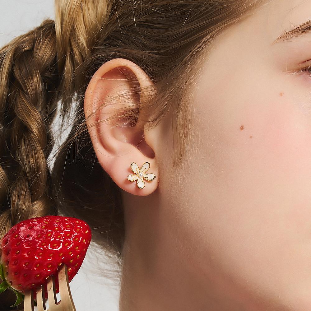 Erica Mini Blossom Flower Earrings