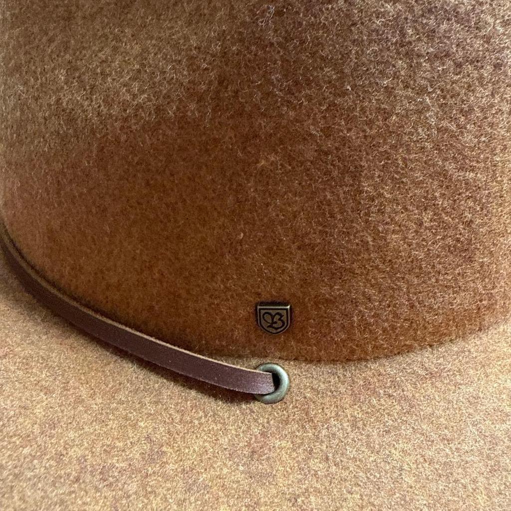 Used Wool felt hat brown with leather band