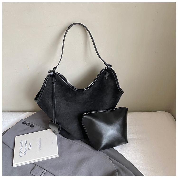 Suede Vegetable Basket Bag Women's 2025 New Large-capacity Retro Commuter Bucket Bag Shoulder Underarm Tote Bag