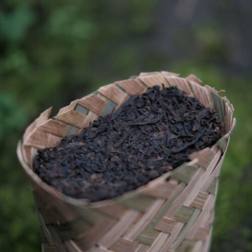 Natural Dark Tea Brick 500g Handmade Old Tree Tea Herbal Energy Health Drink 01